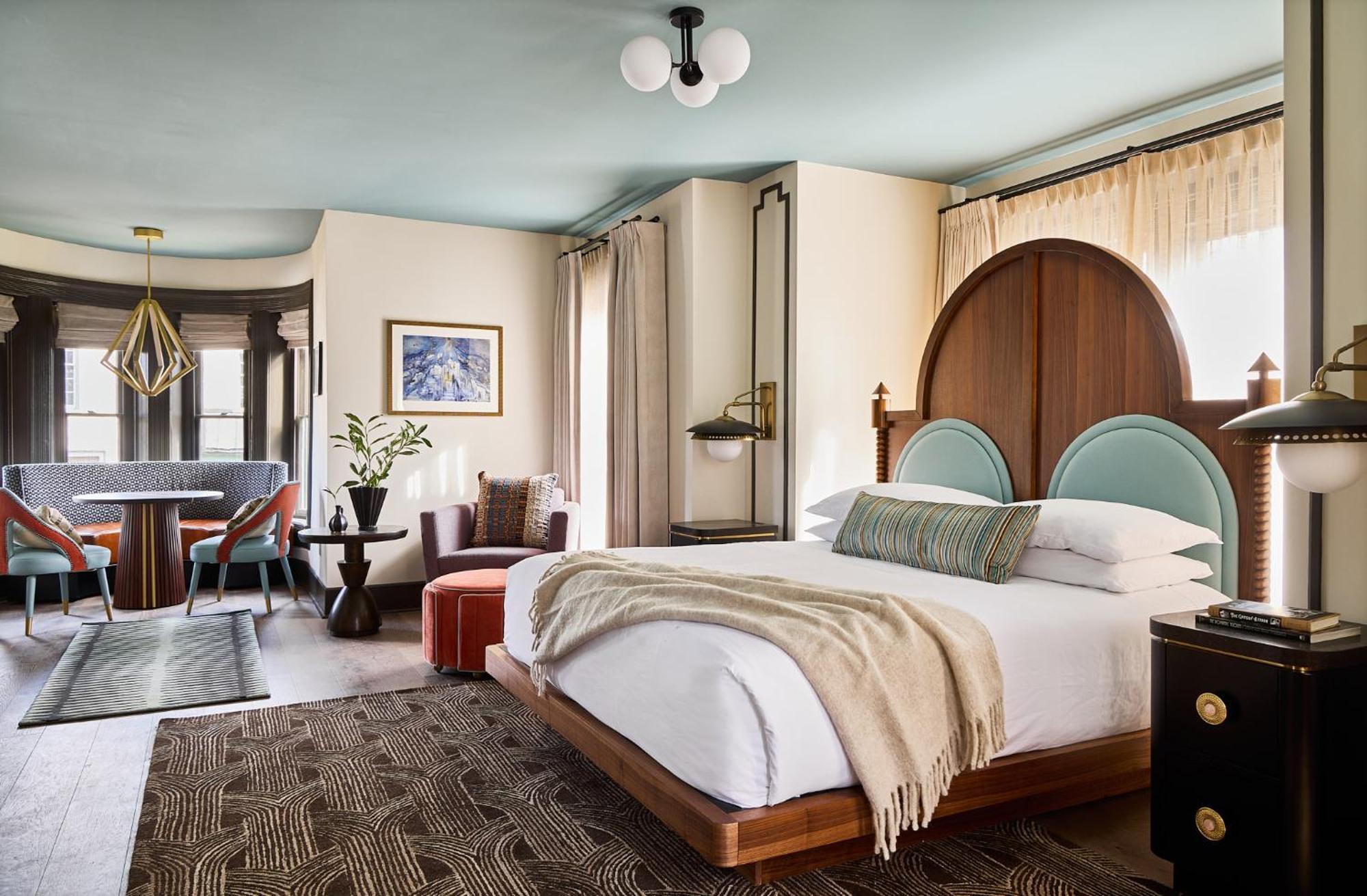 Zelda Dearest 4* Asheville